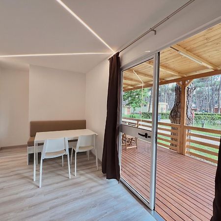 Isola Verde Camping Village Нетуно Екстериор снимка